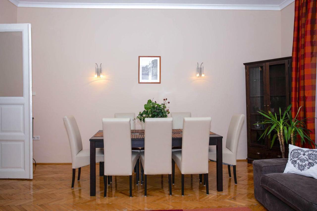 Apartment Riverdale *